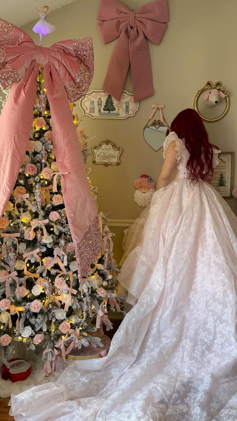 Instagram post by @styledfreckles for Selkie. Caption reads: [...] Christmas was this feeling 🥺💕
dress....