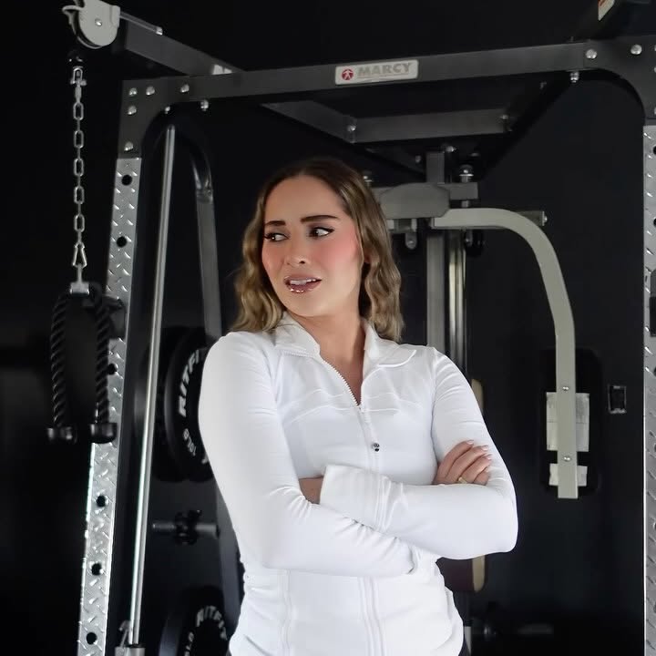 Instagram post by @dianazbayz for Salams. Caption reads: Habibi, why be desperate when you can just....