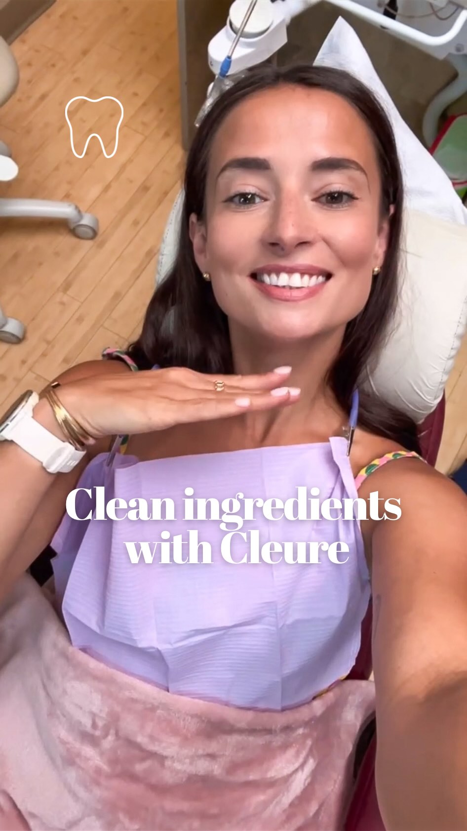 Instagram post by @stylewith.stephanie for Cleure. Caption reads: [...] gentler option… I’m doing it 👏
@cleure’s....