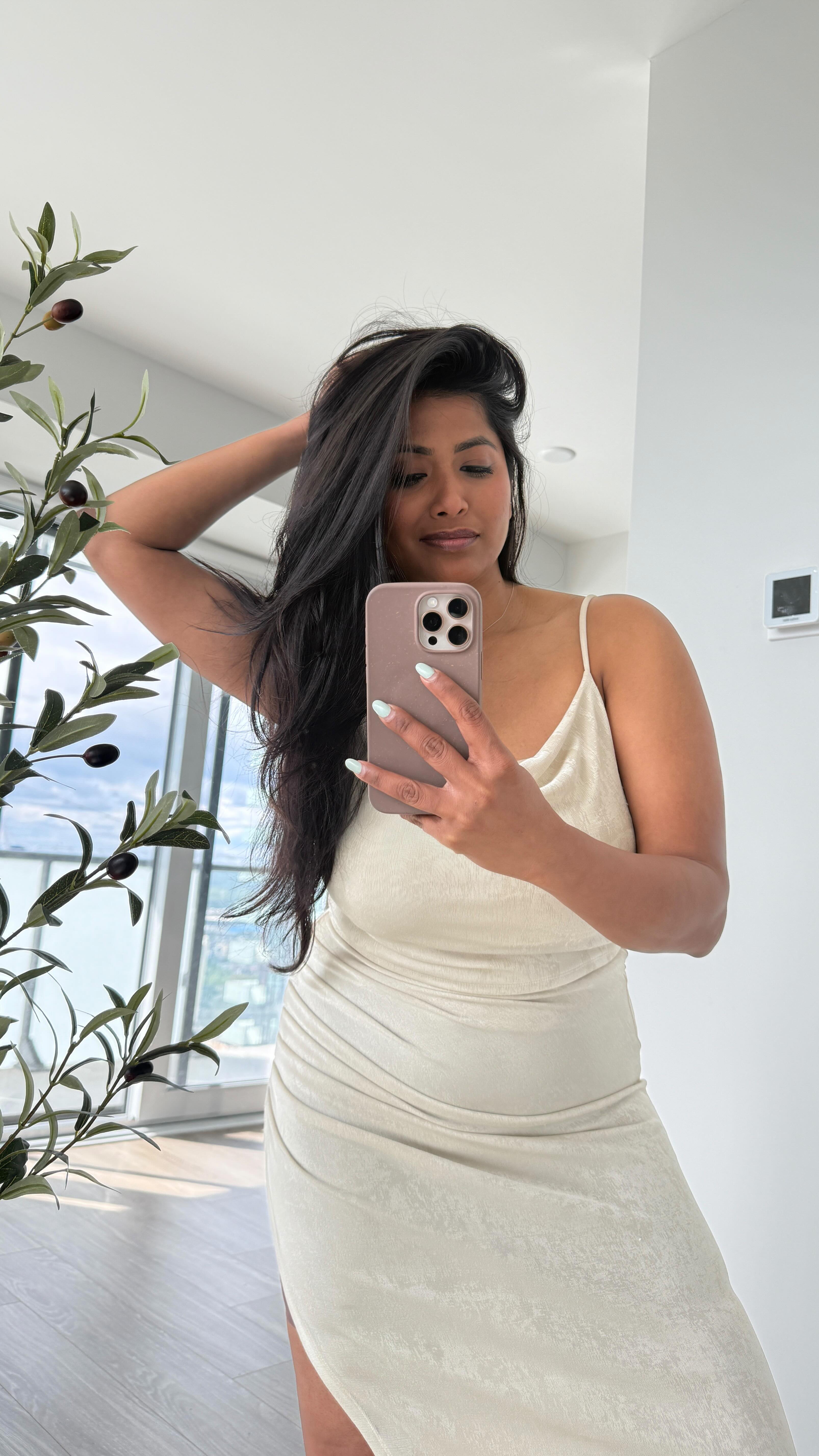 Instagram post by @patankarshubhangi for Everist. Caption reads: I’ve been trying to cut back on heat styling, and....