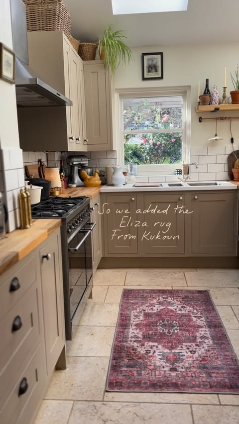 Instagram post by @my_renovating_diary for Kukoon Rugs. Caption reads: [...] one is this small Eliza rug from @kukoonrugs....