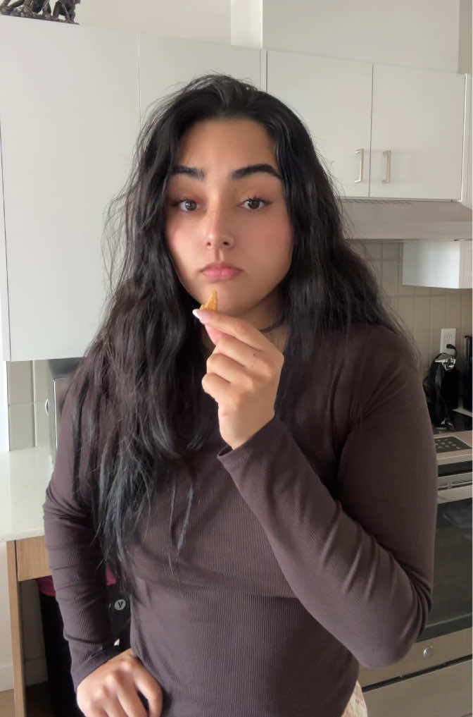 TikTok post by @celestepimienta2020 for Bella All Natural. Caption reads: Mi confidente! El detox de @Bella All Natural ....