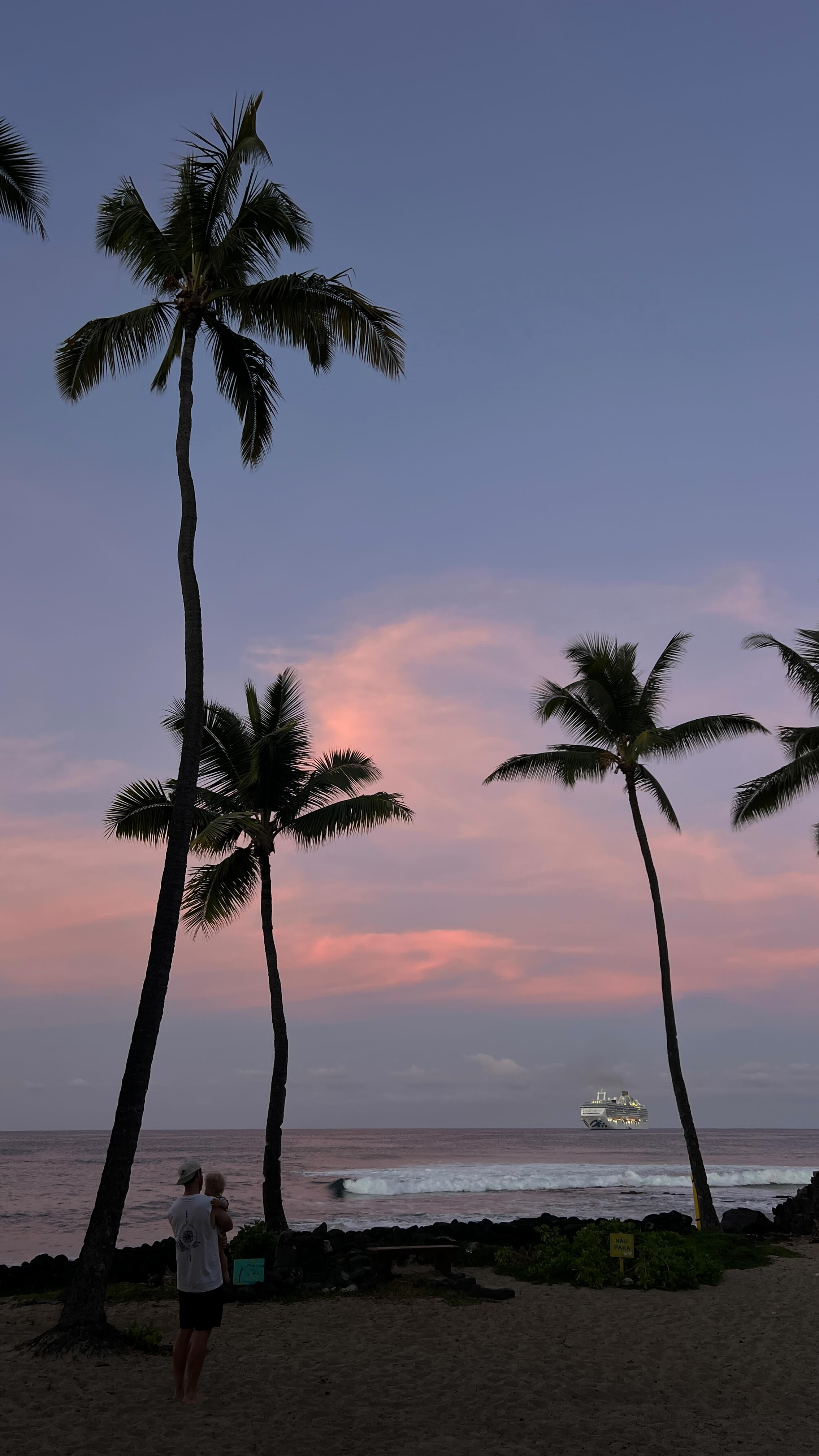 Instagram post by @annaleekemsley for Laboratoire Dermatologique Avène. Caption reads: Hawaiian sun, salty hair, and plenty of SPF ☀️All....