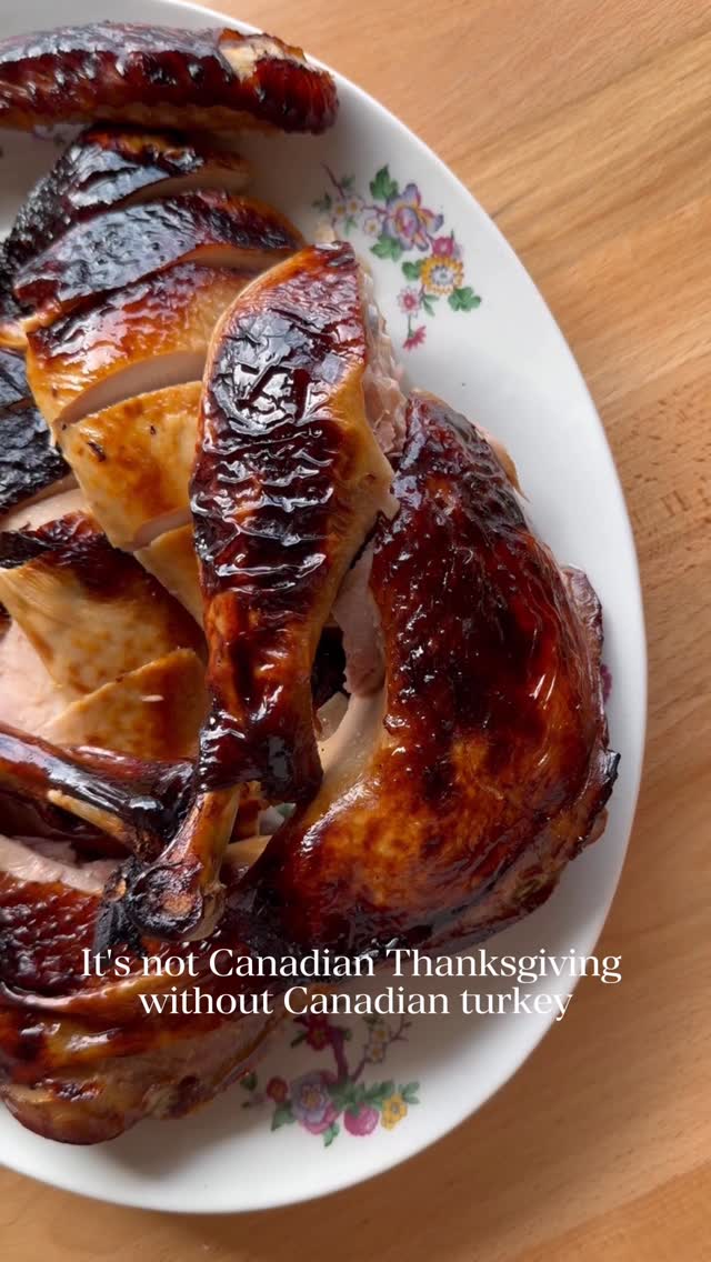 Instagram post by @haanpc for Canadian Turkey. Caption reads: #AD Gather around @canadianturkey this....