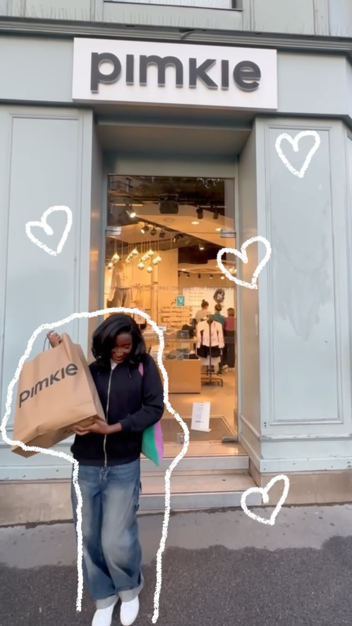 Instagram post by @fatou.gdg for Pimkie. Caption reads: Spoiler alert : les outfits sont INCROYABLES 🤩....