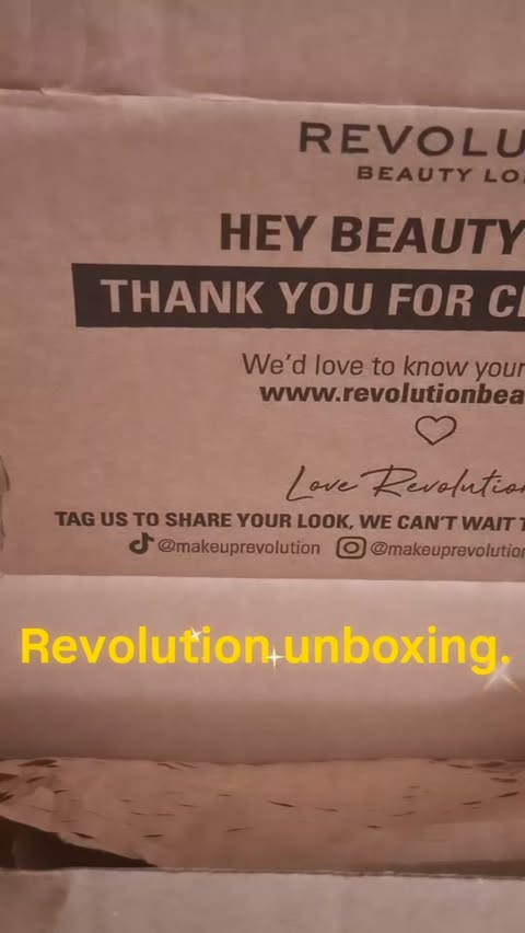 Instagram post by @cariadsbeauty for Makeup Revolution. Caption reads: [...] makrup you couldnr live without?....