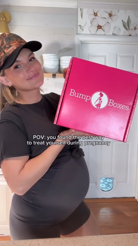 Instagram post by @maisy.a.reynolds for Bump Boxes. Caption reads: Bump Boxes is the number 1 pregnancy box that....