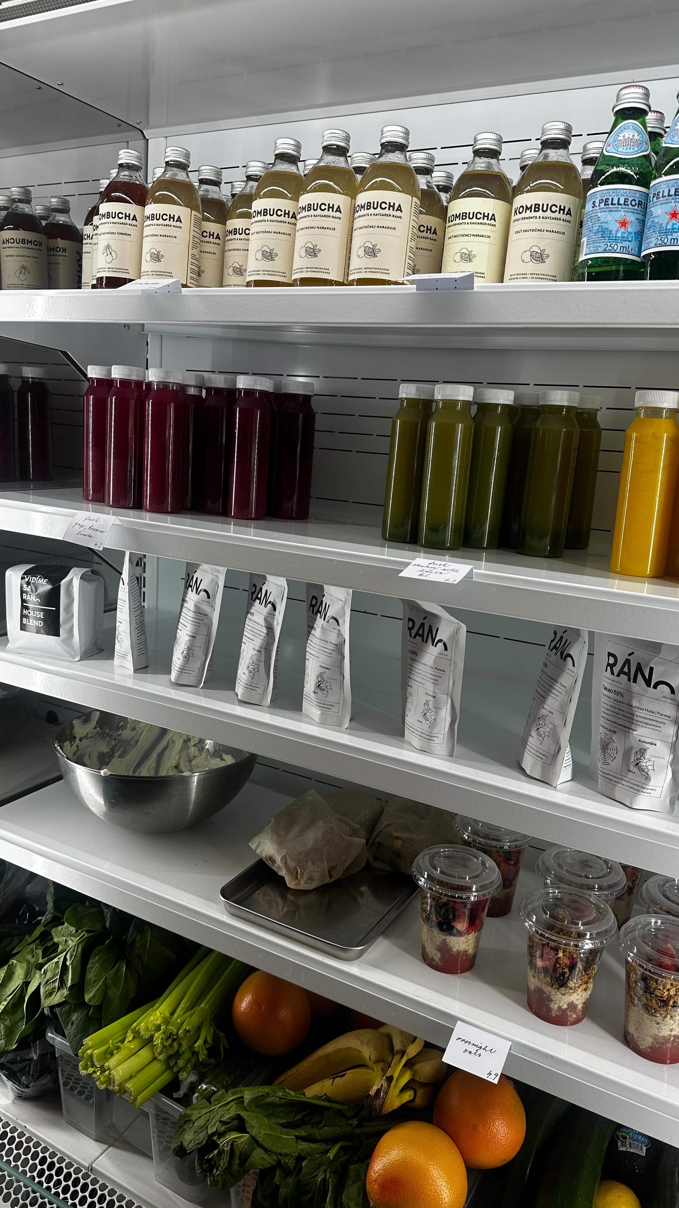 Instagram post by @anielaromanova___ for HalfPrice. Caption reads: @halfprice.eu 🍓✨🍋🌸 #spolupraca.