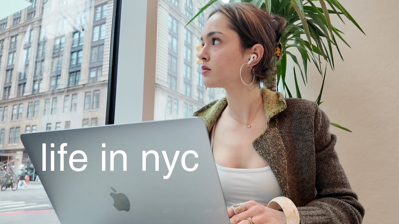 YouTube post by @hadassahnaomi for OFRA Cosmetics. Caption reads: [...] vlog 🙈😚

xoxo,
dasa

check out Ofra....