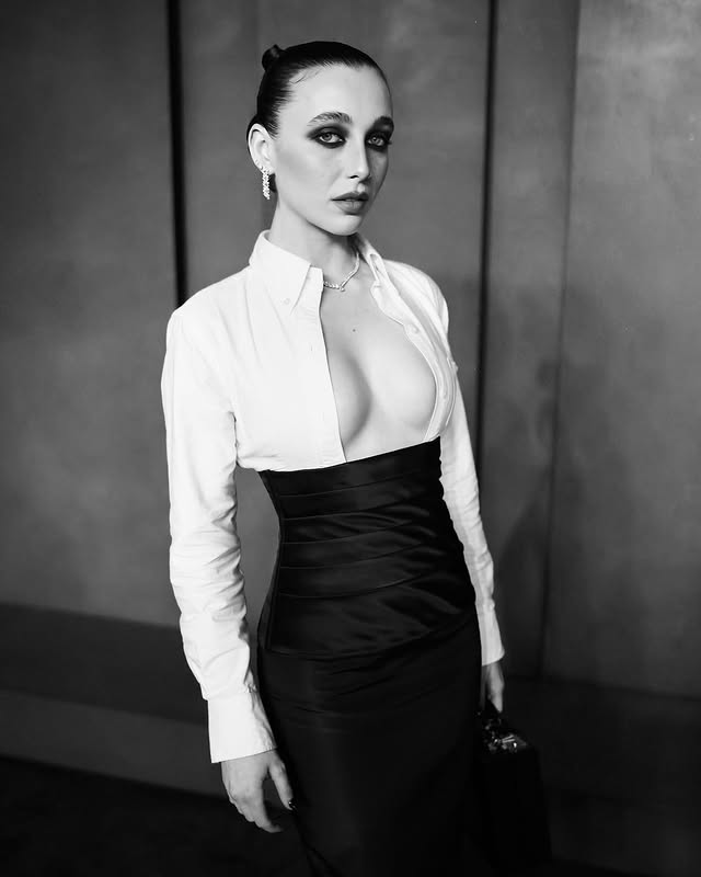 Instagram post by @emmachamberlain for Vanity Fair. Caption reads: @vanityfair in @thombrowne & @cartier & [...].