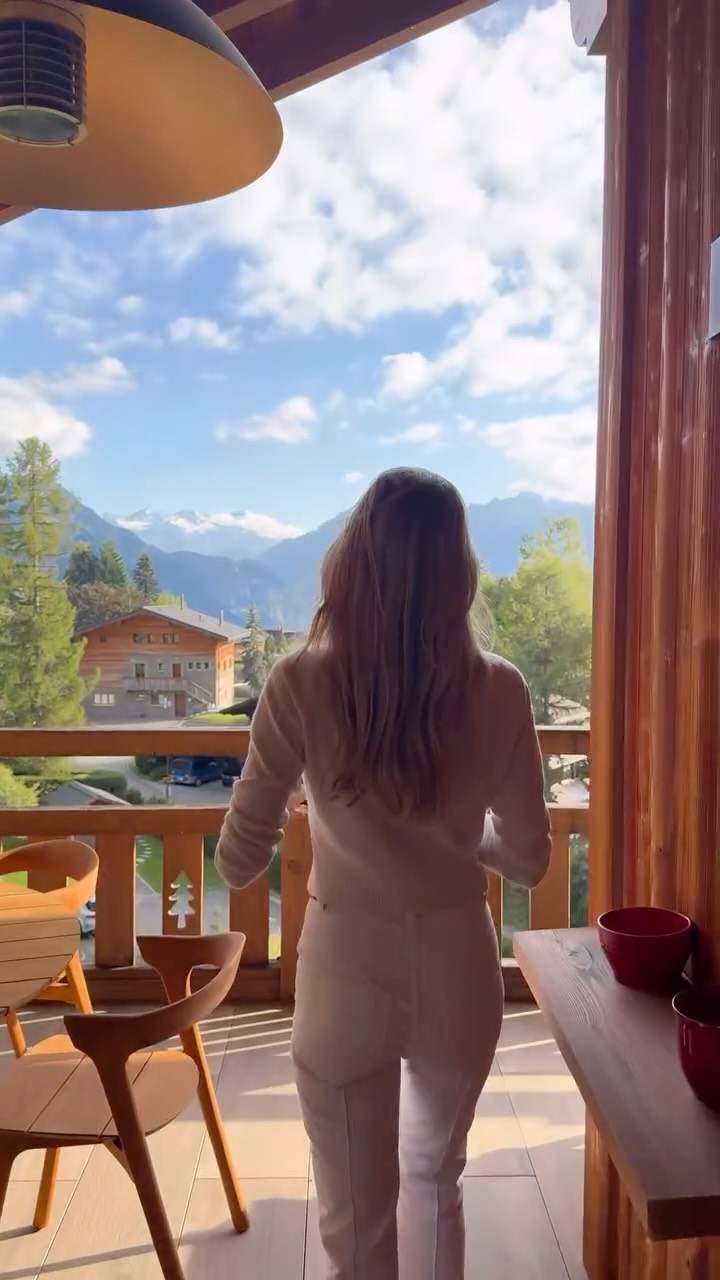 Instagram post by @saintbrowning for Acqua di Parma. Caption reads: A scent for life’s quiet rituals 
@acquadiparma....