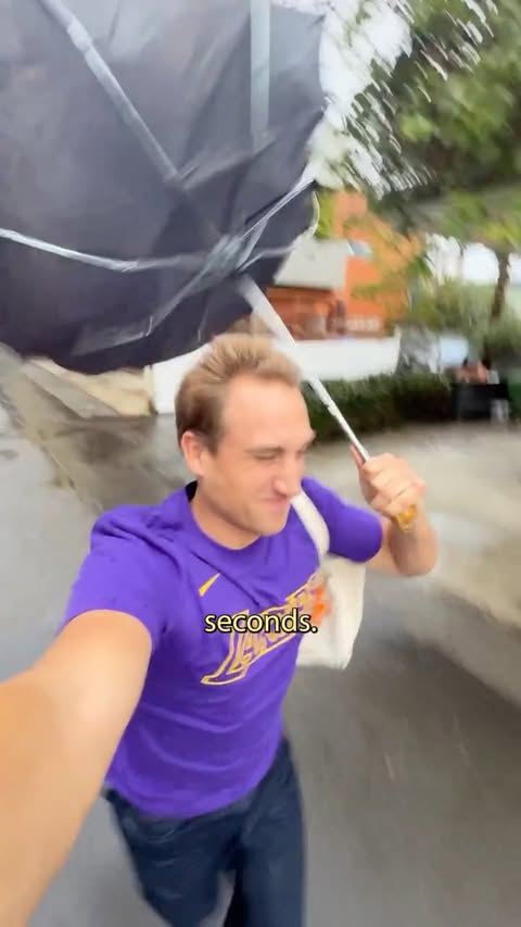 Instagram post by @taannr for Jack in the Box. Caption reads: BREAKING NEWS: @jackinthebox and the @lakers....