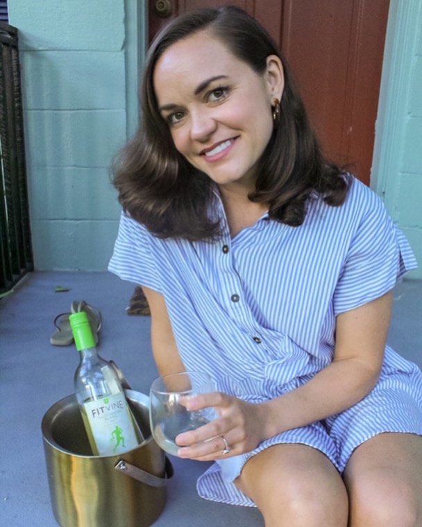 Instagram post by @getlostwithlindsay for Fitvine Wine. Caption reads: [...] wine at the end of the day. Try out FitVine....
