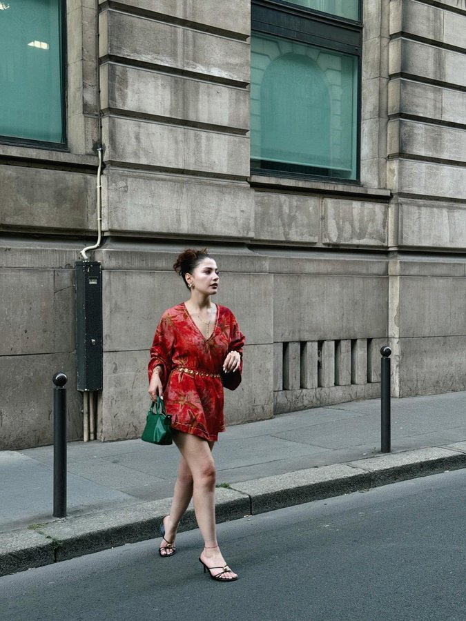 Instagram post by @lalfizu for Yves Rocher. Caption reads: fransa dumpy çorbası🎞️ #reklam.