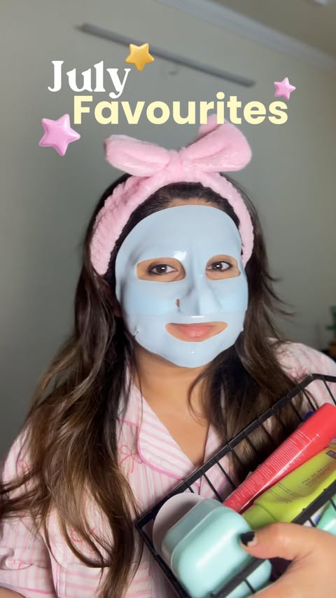 Instagram post by @drmehvithapa for Dot & Key Skincare. Caption reads: Comment for product links 🔗 💗🌟 Recently I tried....