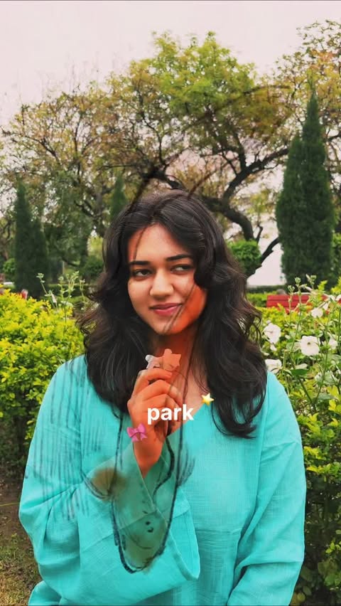 Instagram post by @_soumyaavasthi for Cetaphil. Caption reads: gave my skin a break with the cetaphil gentle....