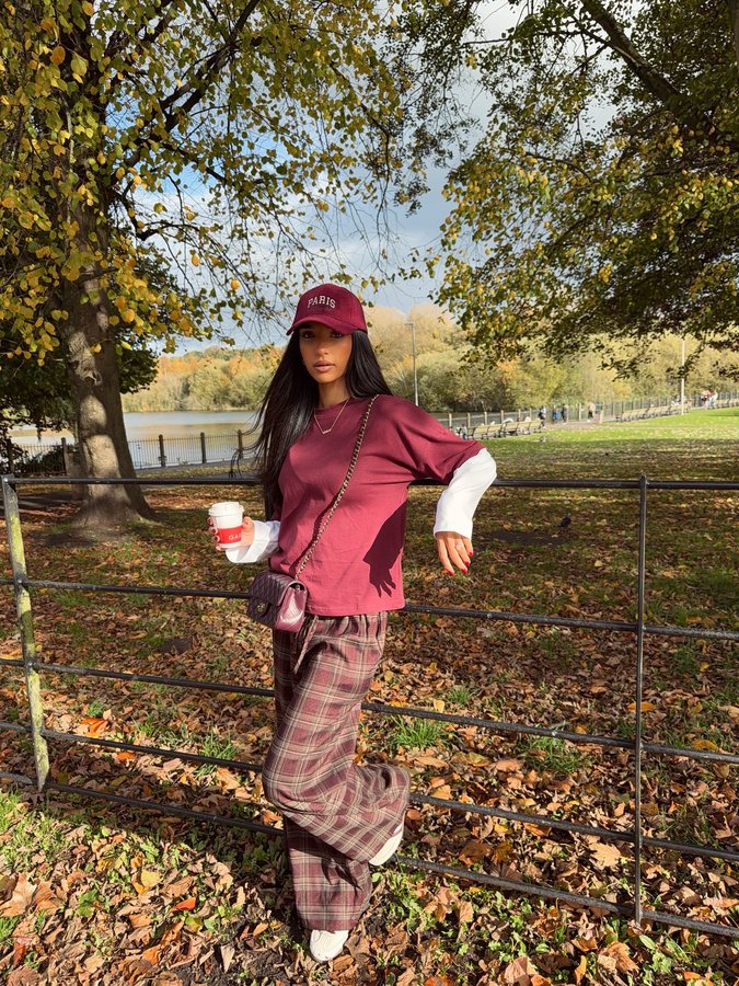 Instagram post by @saffiekhan_ for Boohoo. Caption reads: hot chocolate season🍫🍁☕️
@boohoo code ‘SAFFIE’....