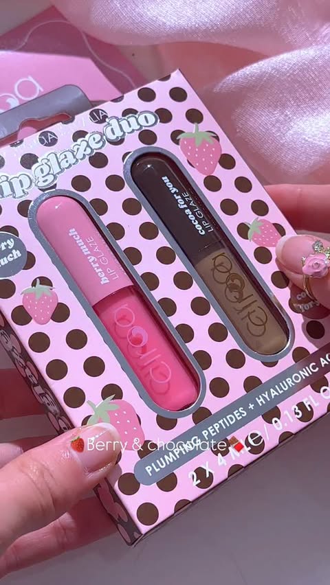 Instagram post by @marinanalha for QVC. Caption reads: [...] yet?? They’re now available on @qvcuk 🤩....