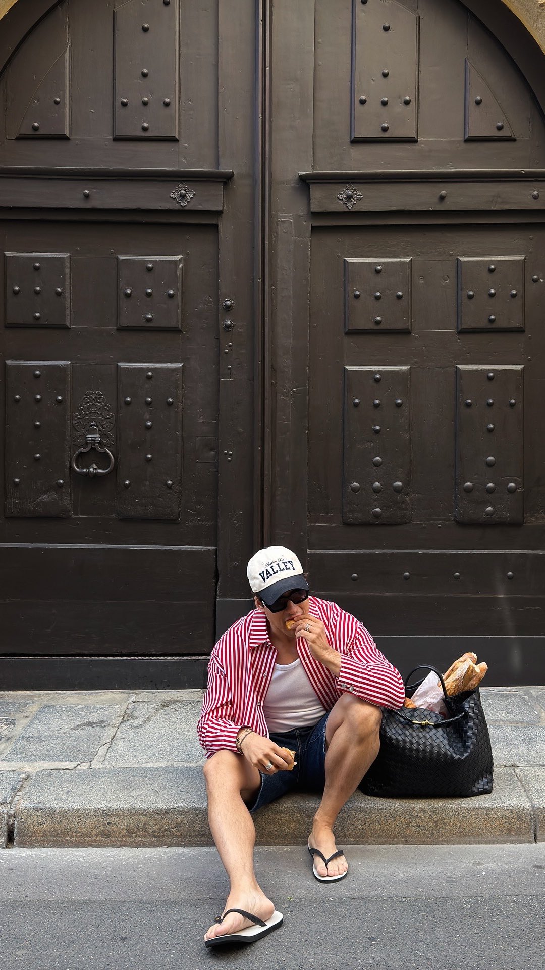 Instagram post by @fellipecarlo for Havaianas. Caption reads: @havaianas the hype of the moment 🔥🇧🇷.