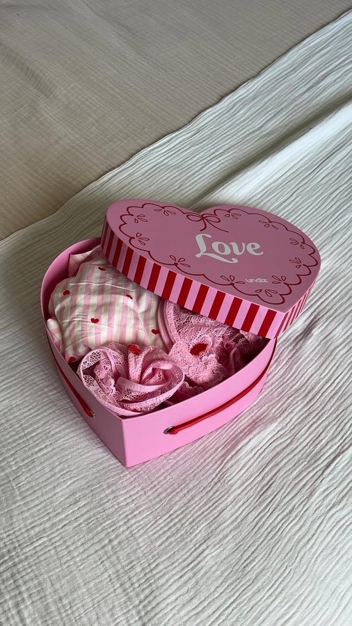 Instagram post by @emiliie.baby for Undiz Family. Caption reads: Quelle Valentine es-tu ? 💓 by @undizfamily....