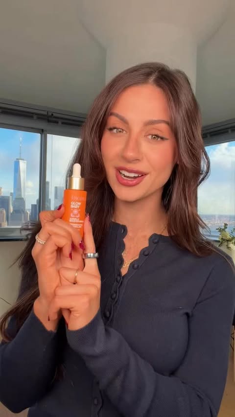 Instagram post by @gillianxgrace for Pacifica Beauty. Caption reads: One of the BEST gifts for the skincare lovers in....