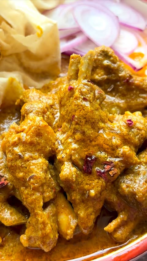 Instagram post by an influencer for Emami Healthy & Tasty. Caption reads: Mutton Chaap ❤️ It tastes even more delicious if....