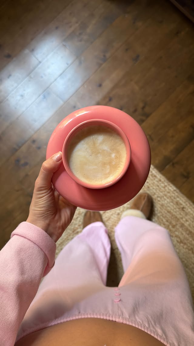 Instagram post by @aalexandraeklund for currentbody. Caption reads: [...] ALEXANDRAE that gives you 10% off at....