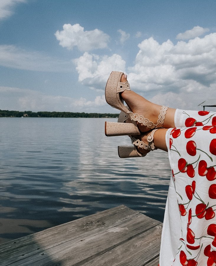 Instagram post by @regandbartley for Larroudé. Caption reads: needed to defrost…. 🌤️🍒

Shop the @larroude....