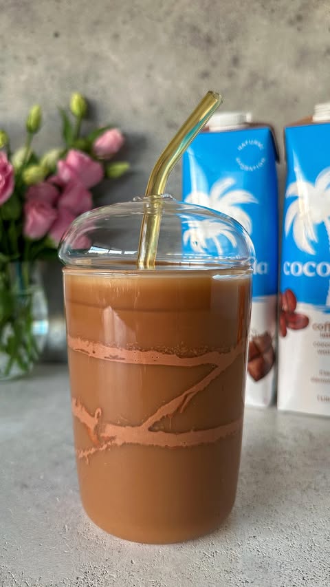 Instagram post by @littlekalegirl for Cocobella. Caption reads: Trending drink of the summer: mochabella 🤎
And....