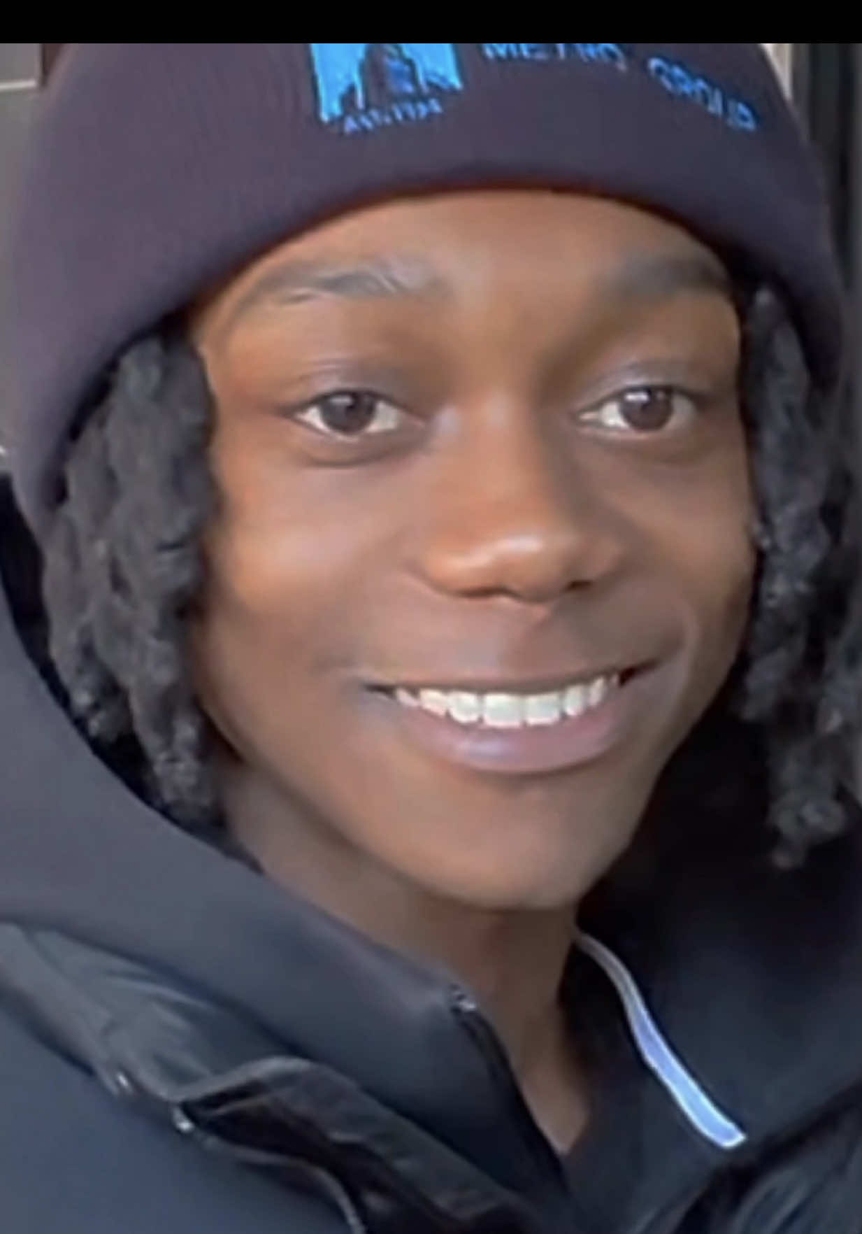 TikTok post by @thewellroundedhuman for sweetgreen. Caption reads: #Sweetgreen_Ad Stopped someone on their way to get....