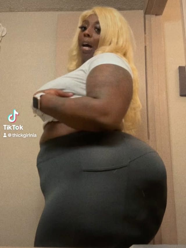 Instagram post by @thickgalniaa for Sculpt Touch. Caption reads: @sculpttouchofficial sculpttouchofficial thank you....