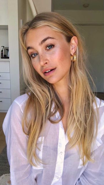 Instagram post by @lillygeering for Eye of Horus Cosmetics. Caption reads: [...] Glow make up tutorial using....