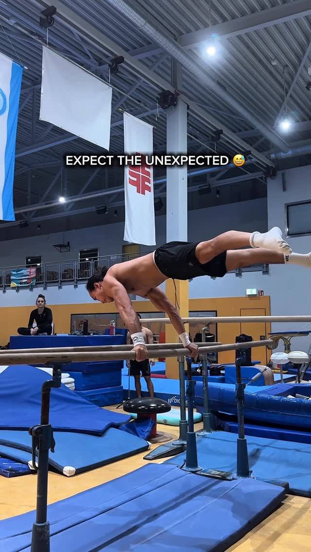 Instagram post by @latwist for XXL Nutrition. Caption reads: #Anzeige Barbara, why are you moving mid-combo....