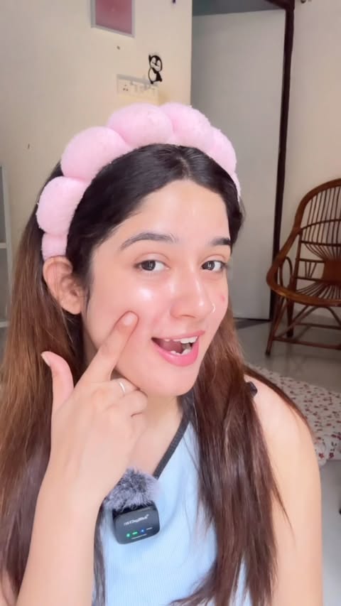 Instagram post by @shristisolankiii for Myntra Beauty. Caption reads: [...] ✨ Shop on Myntra! 🛍️ @myntra @myntrabeauty....