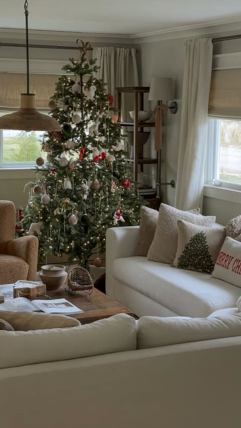 Instagram post by @jhonnycurran for Avocado Green Mattress. Caption reads: This holiday season, comfort to me is waking up....