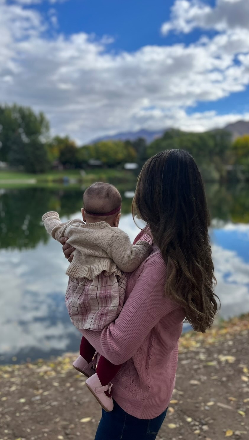 Instagram post by @daneryta for Pampers. Caption reads: #Ad #PampersPartner Diaper changes made easy 💛....