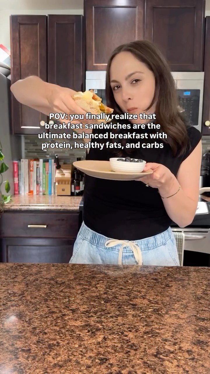 Instagram post by @hannahmagee_rd for Get Cracking. Caption reads: #Ad Add veggies (or fruit on the side) for fibre,....