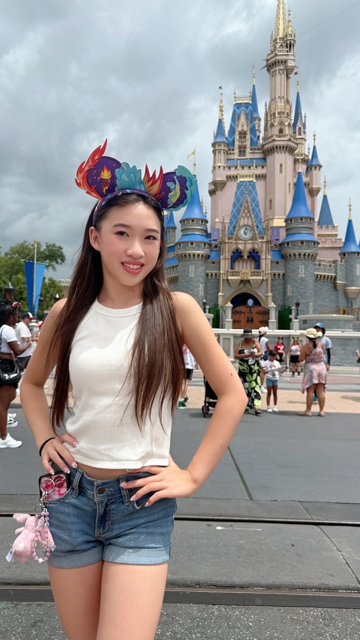 Instagram post by @reagan_to for Disney Parks. Caption reads: MAGICAL day at Disney World!!! 🤩🏰💫🤭💖 they....