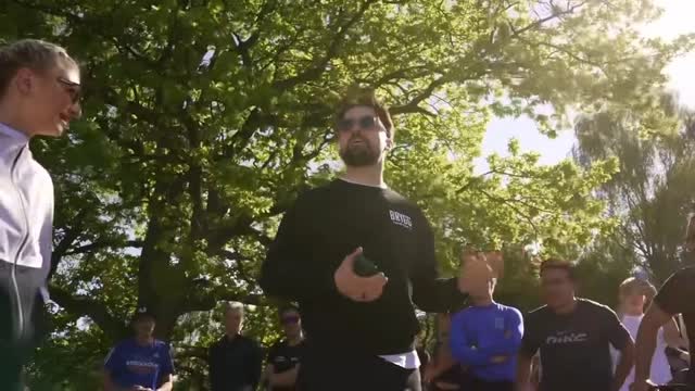 Instagram post by @keivanspringba for Maurten. Caption reads: Från att lägga upp en video där jag säger....