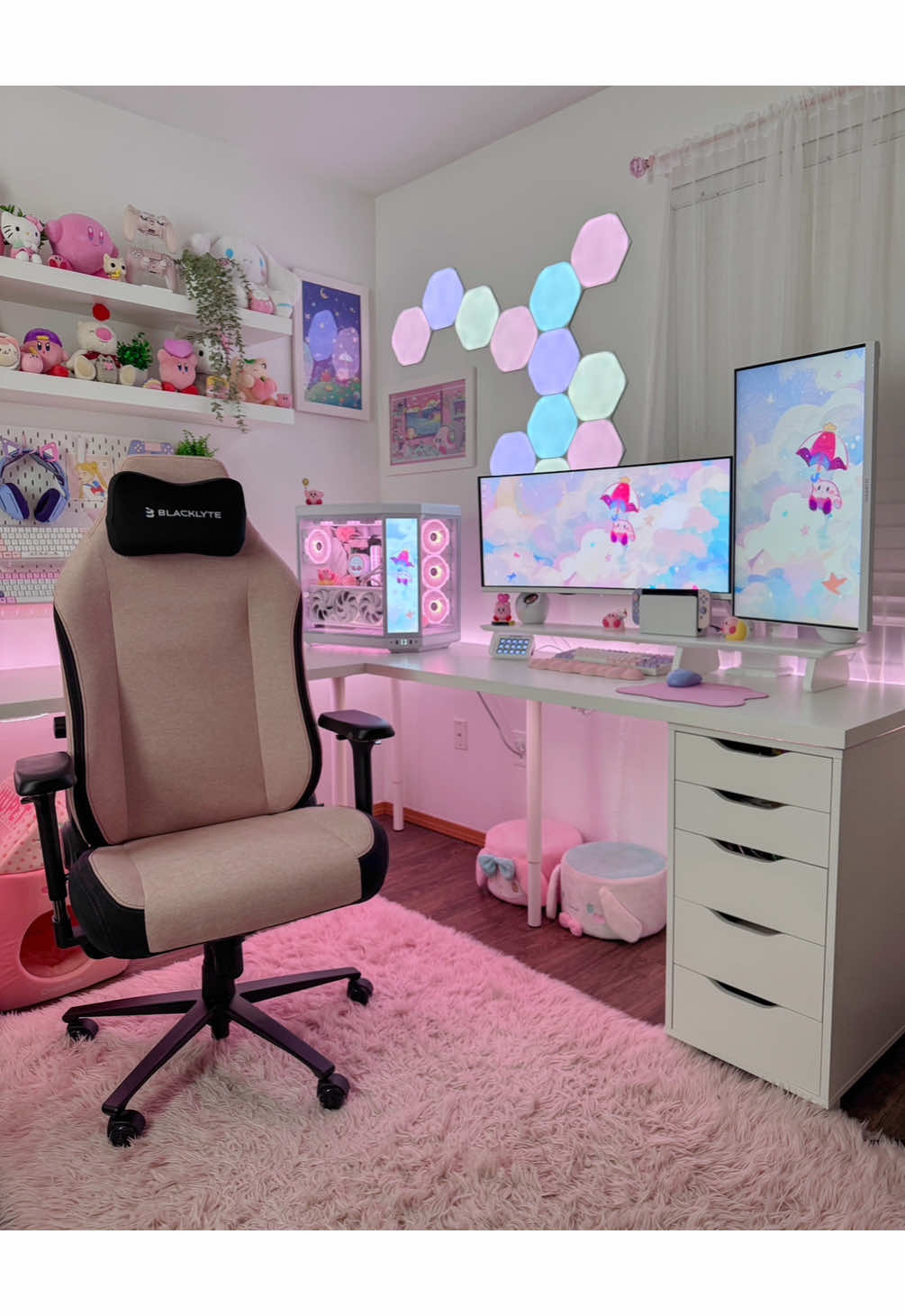 TikTok post by @mystiicmeep for Blacklyte. Caption reads: [...] with the comfiest pink chair from....
