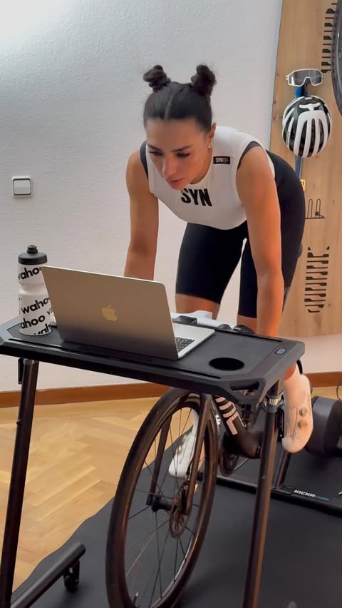 Instagram post by @kta_wolf for Zwift. Caption reads: [...] plan are @wahoofitnessofficial and @gozwift....