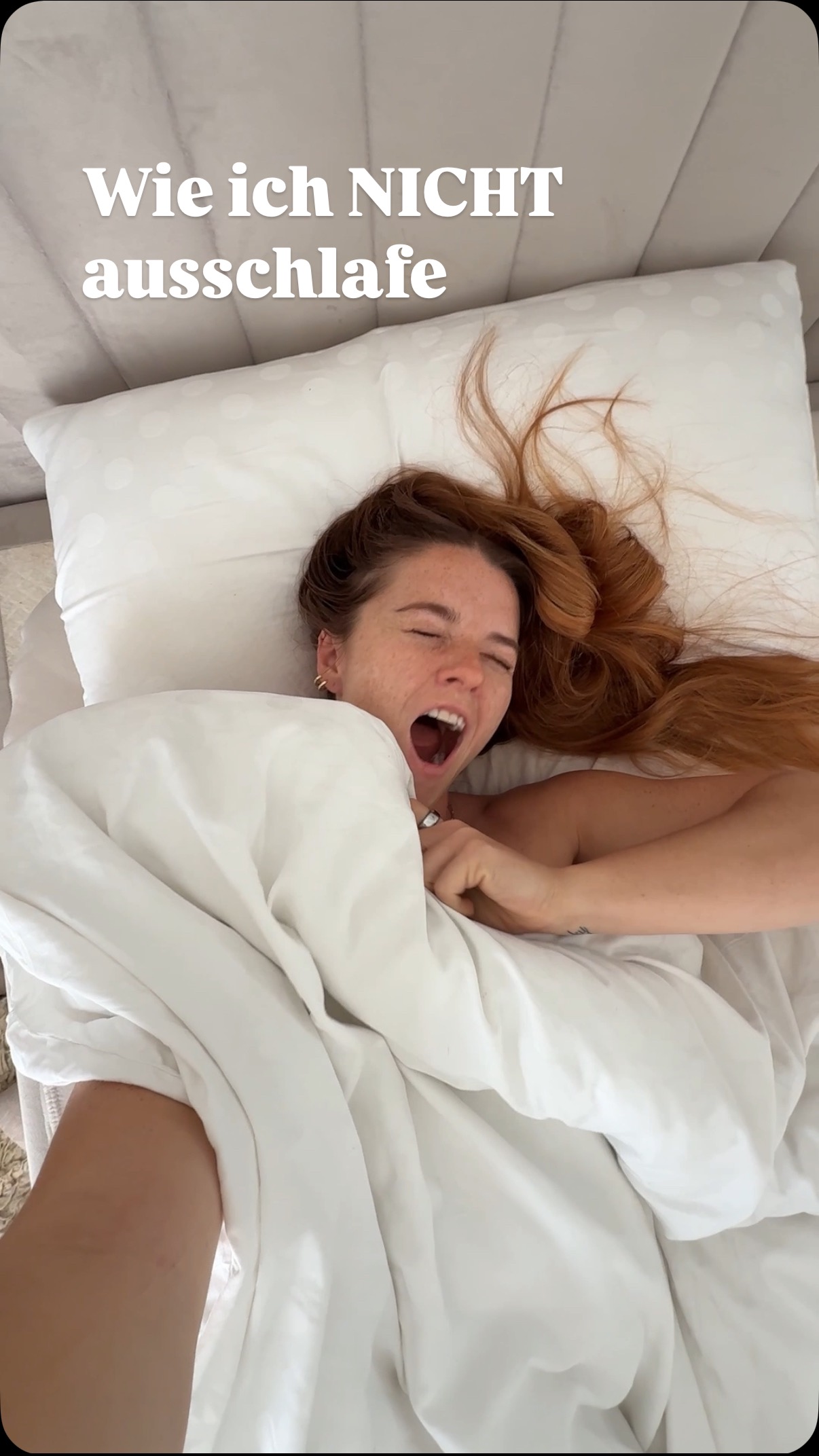 Instagram post by @laravogel_ for Svenja Walberg. Caption reads: Team: Das Leben ist zu kurz zum ausschlafen....