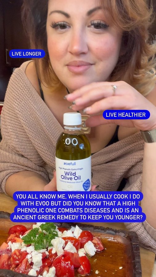 Instagram post by @eatlikegreekwithjulie for Zoefull. Caption reads: [...] Oils.WILD AND ULTRA HIGH PHENOLIC....