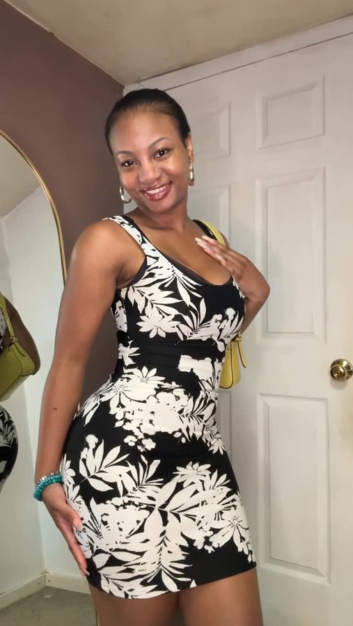 Instagram post by @fatimawhy for SheCurve. Caption reads: @shecurve_inc is revolutionizing the world of....