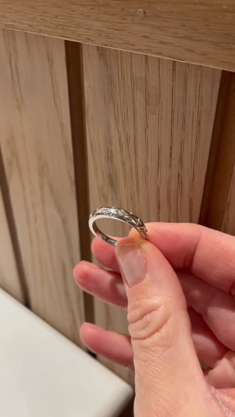 Instagram post by @amummyandherbeautifulgirls for Abbott Lyon. Caption reads: ✨ @abbottlyon ✨ Enjoy 20% off with code SALE20 or....