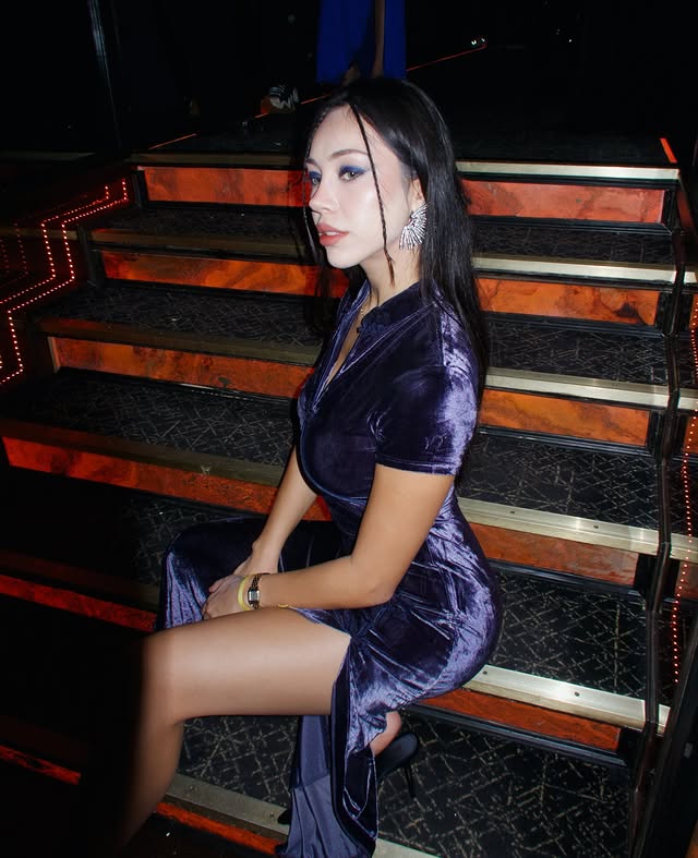 Instagram post by @buketsenaa for Walt Disney Studios. Caption reads: into the world of Pandora, once again🩵
@avatar....