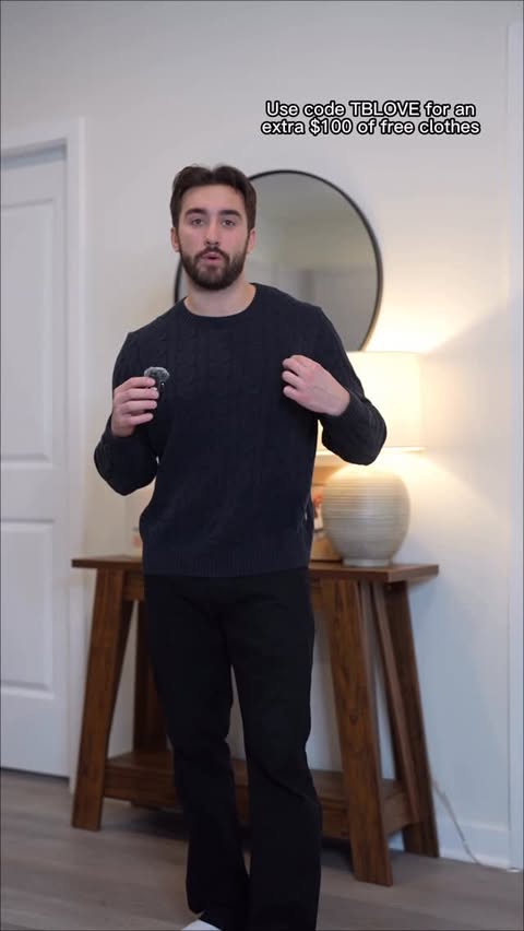 Instagram post by @2.fit.bros for ThreadBeast. Caption reads: [...] in free clothes when you sign up.....