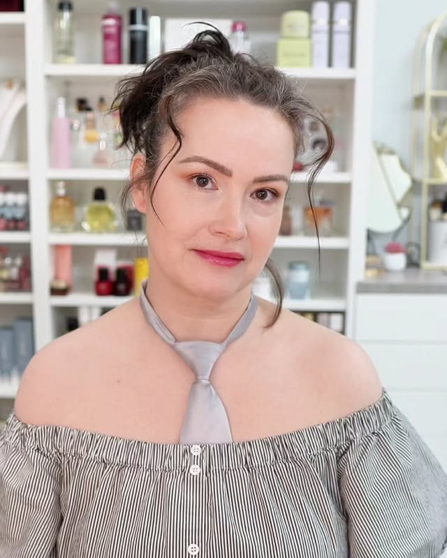 Instagram post by @beautybeyond.glow for Billion Dollar Beauty. Caption reads: [...] fun creating this look with the Billion....