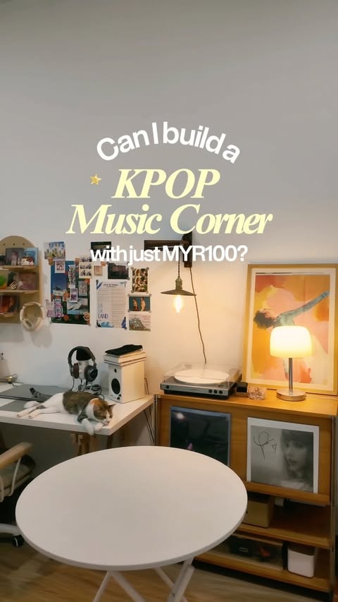Instagram post by @livingroommusic_ for Pinduoduo. Caption reads: [...] your room, be sure to check out....