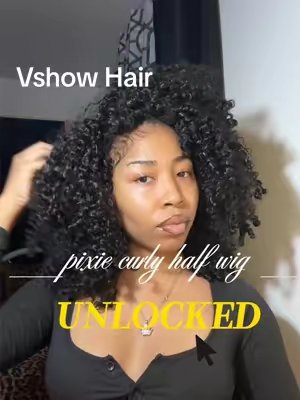 TikTok post by @dd.mona for Vshow Hair. Caption reads: Now this hair is a favorite now💕 @VSHOW HAIR....